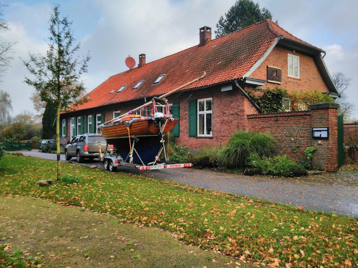 4 Sterne Wohnen "Zum Alten Forsthof" Am Schlosspark, App 1 "Smuck Und Groot" Eutin Exterior foto